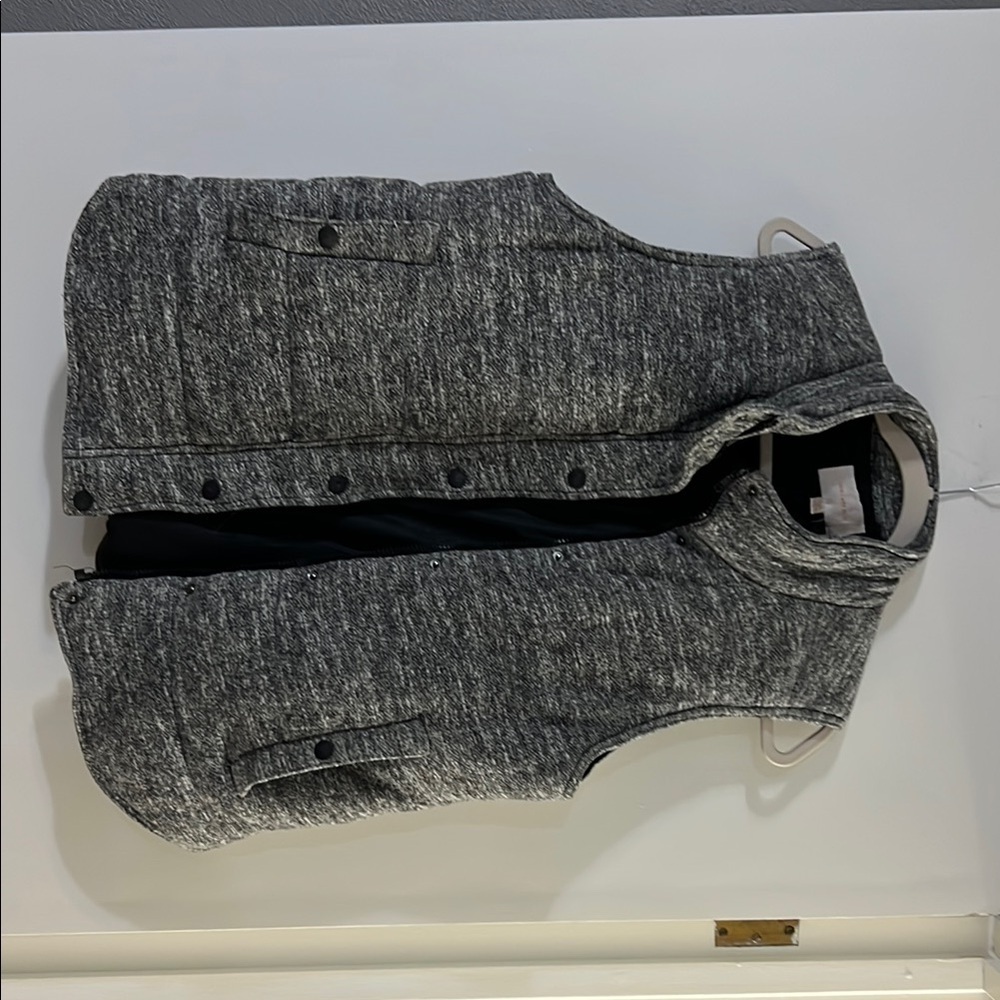 Skies are Blue  vest